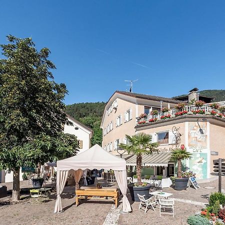 Rio di Pusteria Hotel Weisse Lilie - B&B מראה חיצוני תמונה